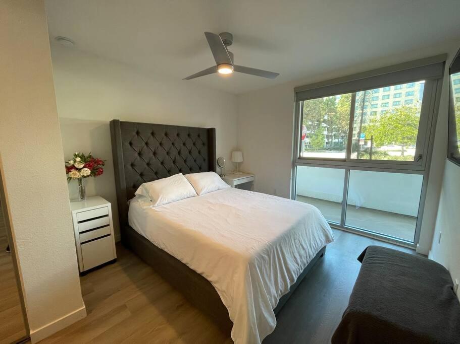 Luxurious Apartment Bardeen New Port Beach 1 Bedroom Irvine Eksteriør billede